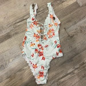 One piece swimsuit from Boohoo